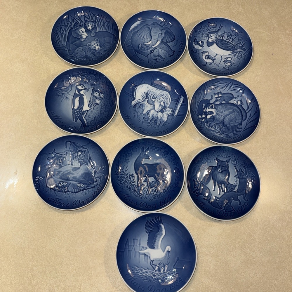 10 Royal Copenhagen Mother's Day plates 1975- 1988